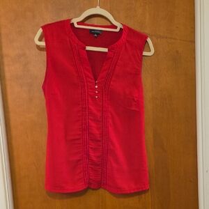 Limited Sleeveless Top M